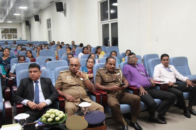 විෂ මත්ද්‍රව්‍ය මුලිනුපුටා දැමීම සඳහා වන “රටම එකට” ජාතික මෙහෙයුම