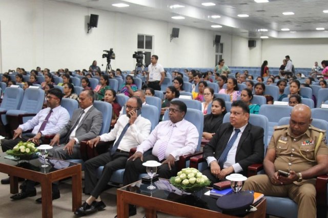 විෂ මත්ද්‍රව්‍ය මුලිනුපුටා දැමීම සඳහා වන “රටම එකට” ජාතික මෙහෙයුම
